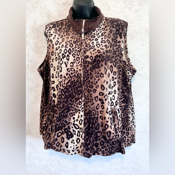Rebecca Malone Velour Collared Zippered Vest Ladies Size XL Brown Animal Print - Picture 3 of 16